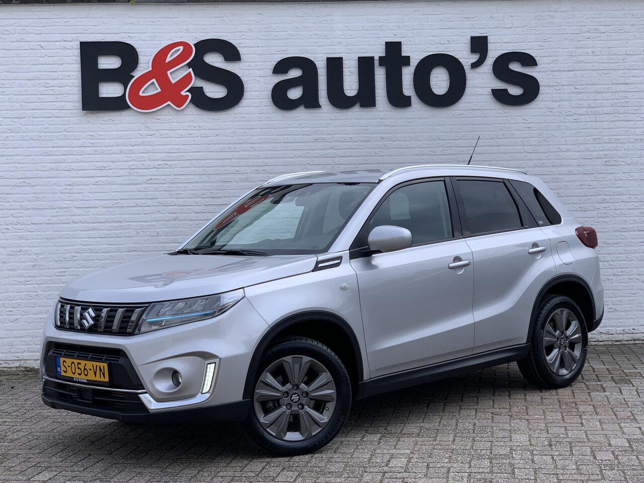Suzuki Vitara - 1.4 Boosterjet Select Smart Hybrid Led koplampen Apple Carplay Adaptive cruise Climate con - AutoWereld.nl