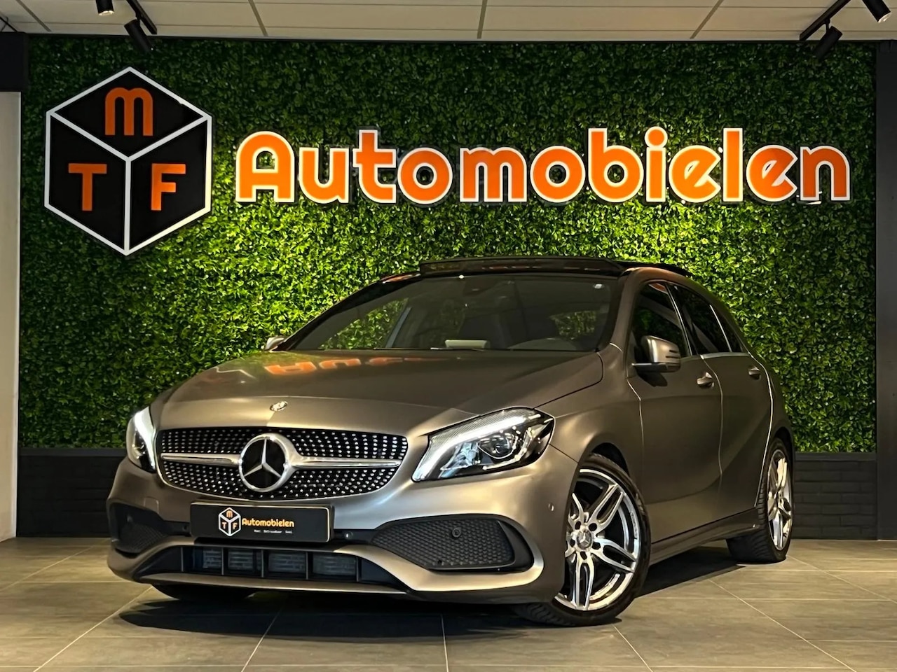 Mercedes-Benz A-klasse - A 180 Prestige AMG - AutoWereld.nl