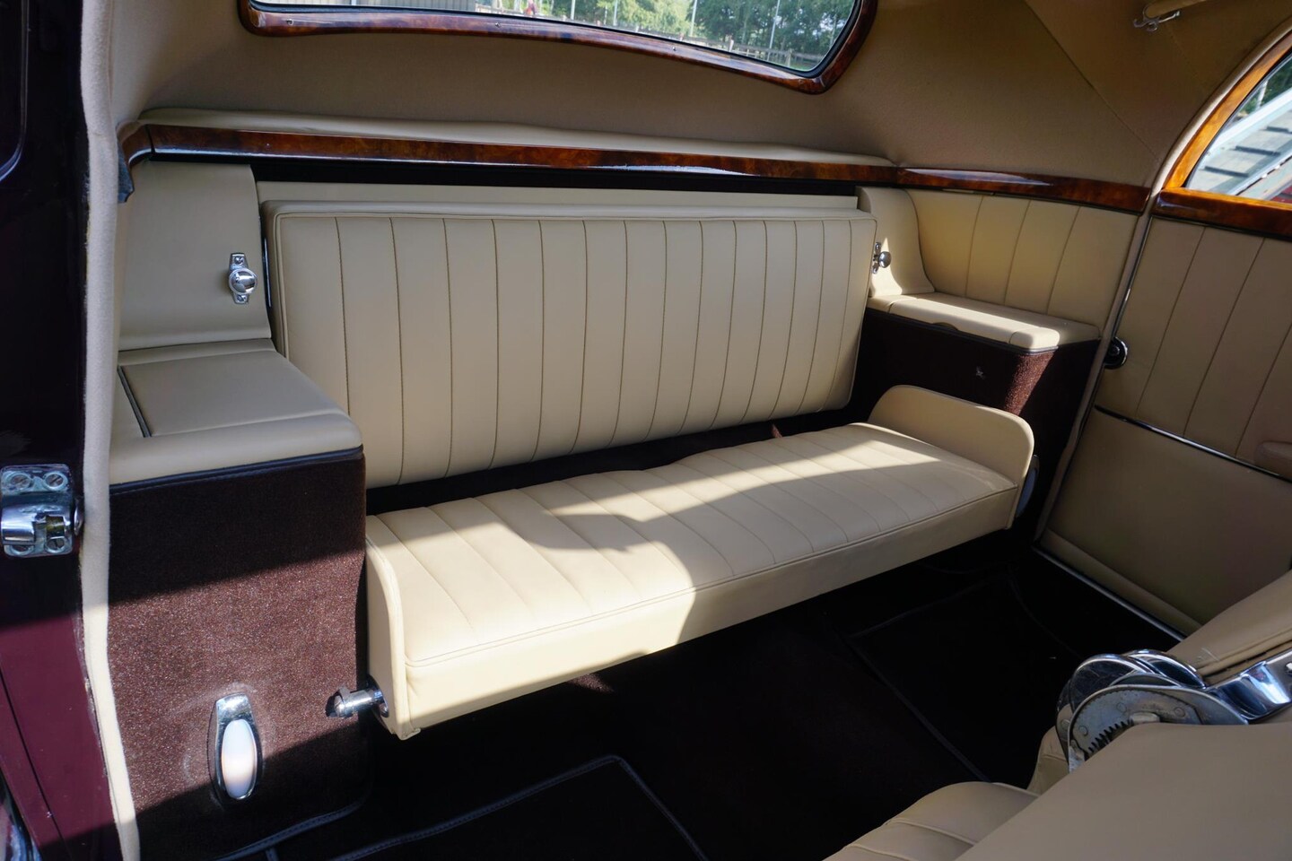 mercedes-benz-300-serie-300-coupe-s-1-van-216-gebouwd-perfecte-staat-3-0-motor-met-3-carburators-150pk-w188.jpg