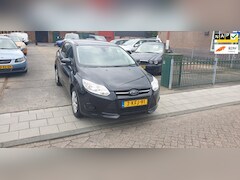 Ford Focus Wagon - 1.0 EcoBoost Trekhaak NAP
