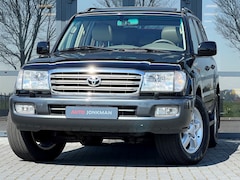 Toyota Land Cruiser 100 - 4.2 TDI Executive | 7-persoons | Nieuwstaat | Navigatie | Climate control voor en achter |