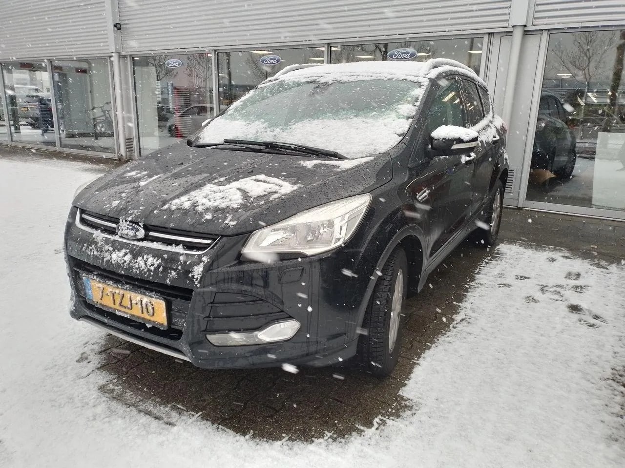 Ford Kuga - 2.0 TDCi 140pk 2WD Titanium - AutoWereld.nl