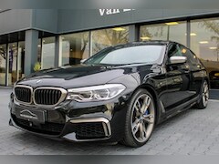 BMW 5-serie - M550i xDrive HUD SOFTCLOSE B&W 2x TV
