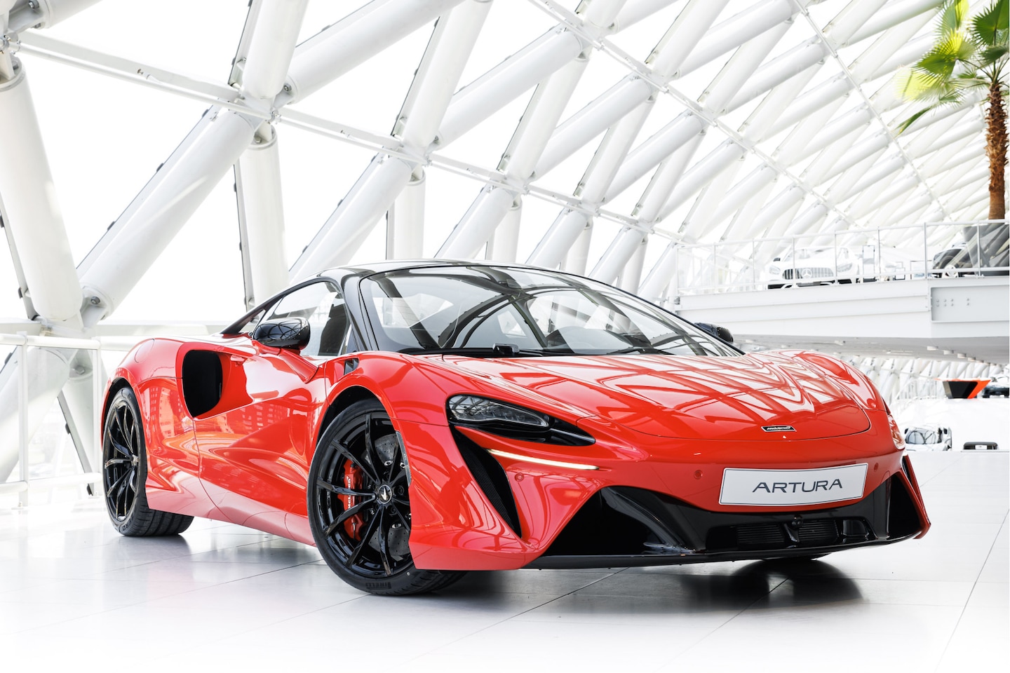 McLaren Artura - 3.0 V6 Plug-in | Performance | Black Pack | Black Roof | - AutoWereld.nl