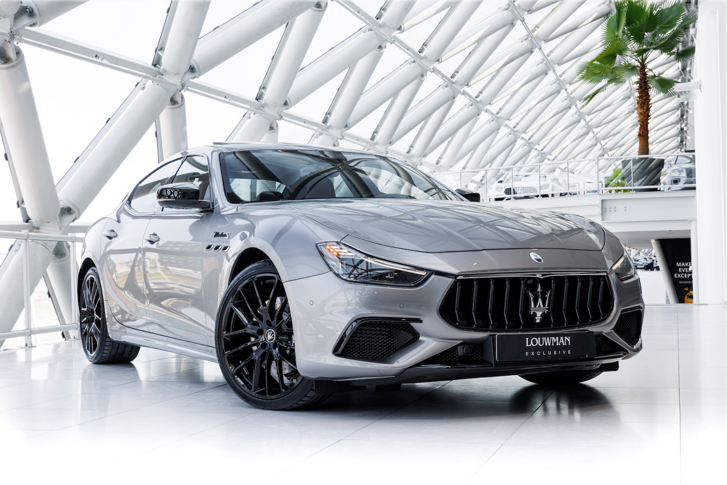 Maserati Ghibli - 3.0 V6 Modena S Q4 | Sunroof | Nerissimo Pack | Harman Kardon | - AutoWereld.nl