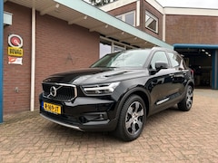 Volvo XC40 - 1.5 T2 Momentum Business