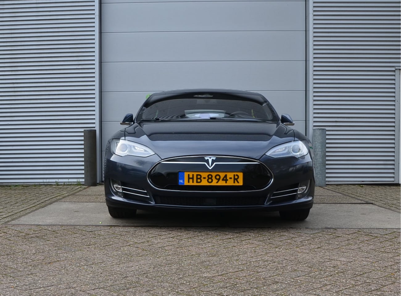 tesla-model-s-85d-4x4-free-supercharge-marge-rijklaar-prijs.jpg