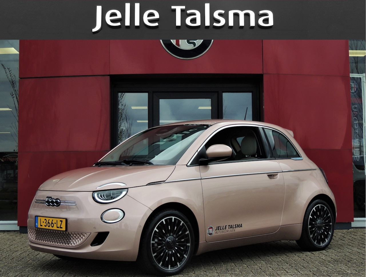 Graag gedaan Wederzijds Transparant Fiat 500 3+1 La Prima Rose Gold | Clima | Navi | Subsidie €2.000 gaat hier  nog vanaf |Cruise Contro 2021 Elektrisch - Occasion te koop op AutoWereld.nl