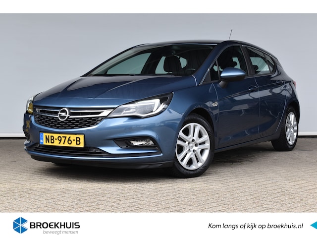 banaan lancering Aanvulling Opel Astra - 2016 te koop aangeboden. Bekijk 103 Opel Astra occasions uit  2016 op AutoWereld.nl