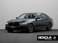 BMW 5-serie - Sedan 520i High Executive AUT | M-Sportpakket | Laserlight | HIFI | Sfeerverlichting | Stu
