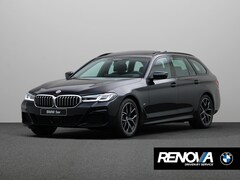 BMW 5-serie Touring - 520i Business Edition Plus | M-sportpakket | Leder bekleding | Comfortzetels | Head Up | H