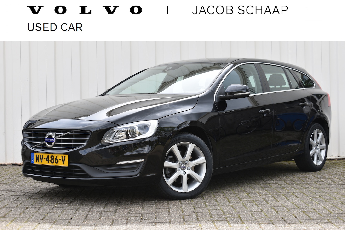 Volvo V60 - 1.5 T3 Nordic+ Automaat | Standkachel | Xenon | Stoelverwarming | NAVI - AutoWereld.nl