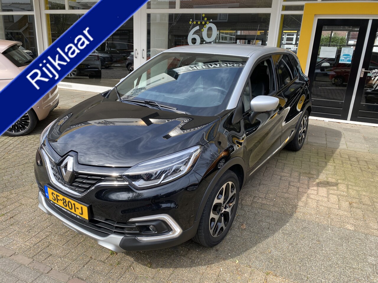 Renault Captur - 1.2 TCe 120pk Edition One .Camera .Trekhaak. Leer. Park.sensoren V+A - AutoWereld.nl