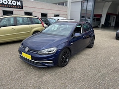 Volkswagen Golf - 1.5 TSI Highline Business R