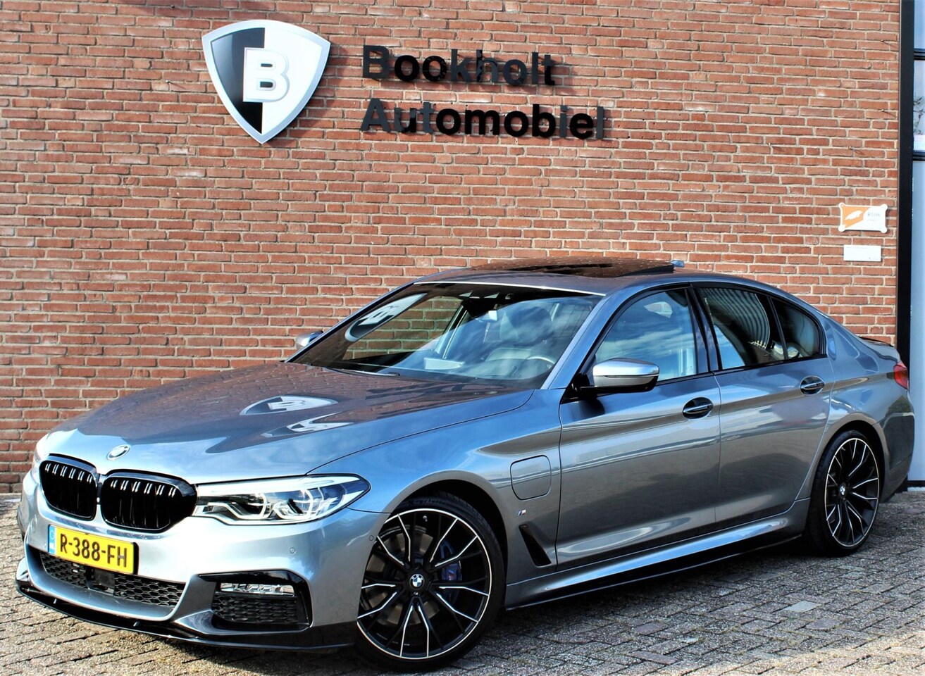 BMW 5-serie - 530e M-sport / M-Performance / VOL! / 340PK-550Nm (Marge/Geen BTW (No VAT) ) - AutoWereld.nl