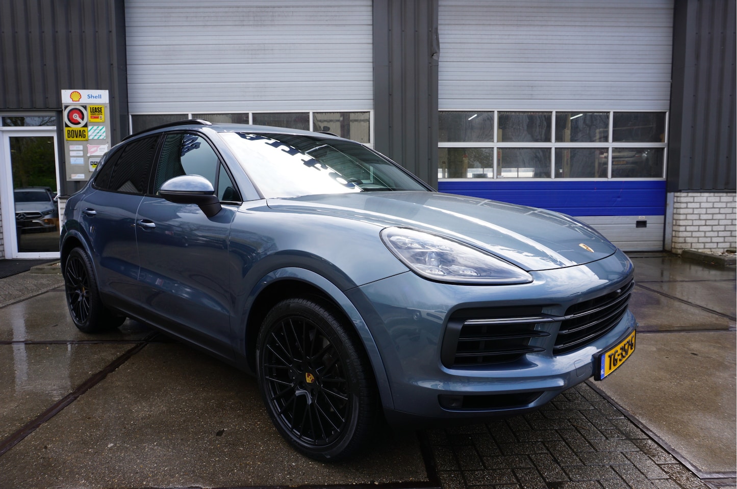 Porsche Cayenne - 3.0 250kW Automaat / Luchtvering / NL Auto / Panoramadak / Bose - AutoWereld.nl