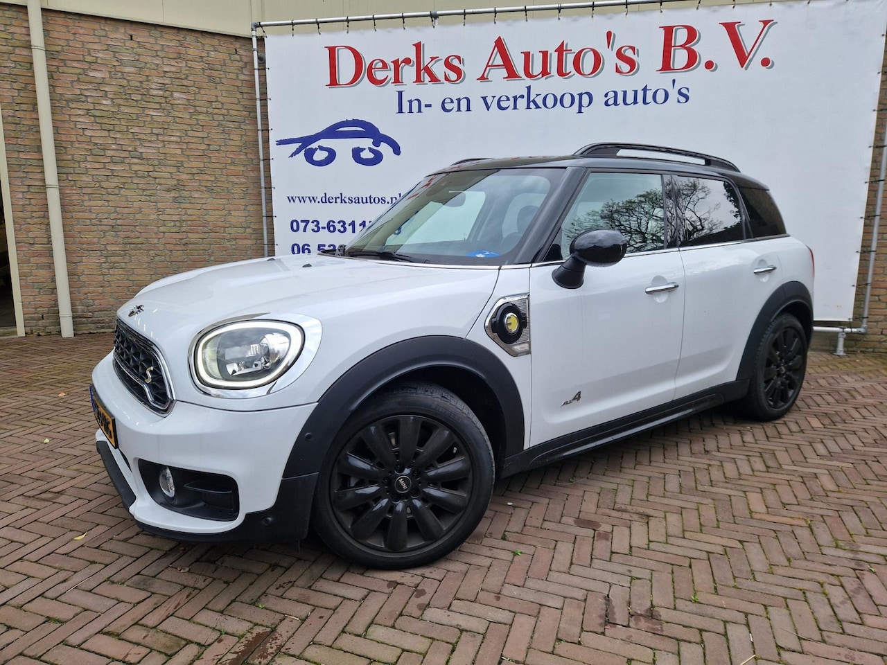 MINI Countryman - 2.0 Cooper S E ALL4 Chili 2.0 Cooper S E ALL4 Chili - AutoWereld.nl