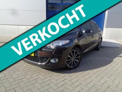 Renault Mégane Estate - 1.5 dCi Bose PANORAMADAK 10-2012