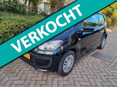 Volkswagen Up! - 1.0 move up Navigatie, airco, electr. ramen