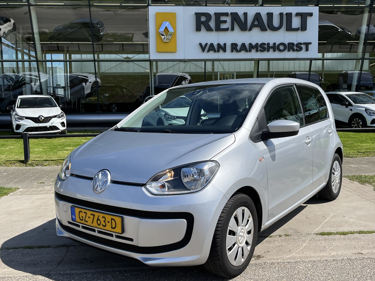 Dader kwaad opzettelijk Volkswagen Up! 1.0 move up BlueMotion / Navigatie / Airco / Bluetooth /  Elek Ramen V / 2015 Benzine - Occasion te koop op AutoWereld.nl