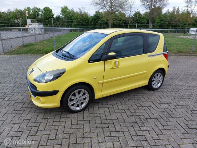peugeot-1007-1-6-16v-sporty-automaat-clima-nap.jpg