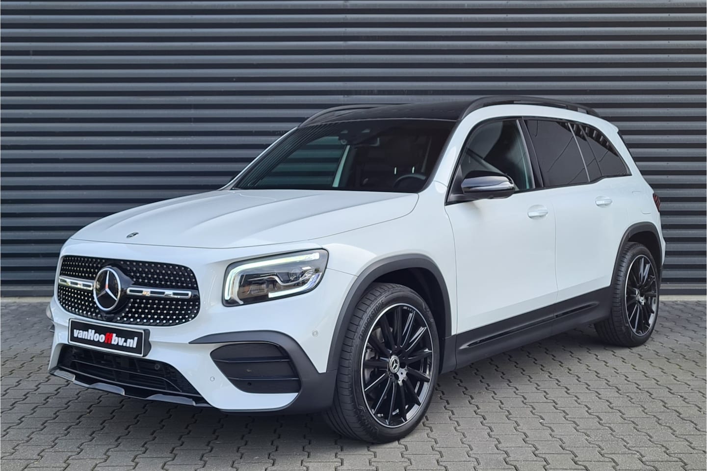 Mercedes-Benz GLB - 220 d AMG-Line Pano - Multibeam LED - - AutoWereld.nl