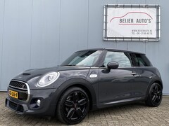 MINI Cooper S - 2.0 Automaat JCW Pakket/Navigatie