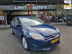 Ford Focus - 1.0 EcoBoost Trend/Elek.Ramen/Airco/PDC/NAP/Dealer Onderhouden