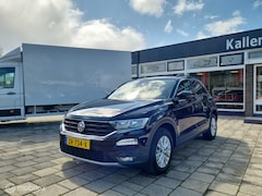 Volkswagen T-Roc - 1.0 TSI Style, Navi, ACC, Carplay, PDC