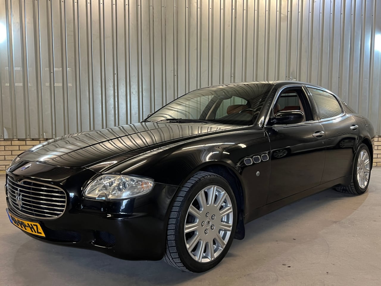 Maserati Quattroporte - 4.2 Duo Select ORIG. NL, ALLE BOEKEN COMPLEET & INCL NWE APK 11-2023. - AutoWereld.nl