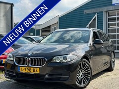 BMW 5-serie Touring - 520D High Luxury Edition Aut8 | ECC | 19" LMV | Leer | Navi | Panodak | Xenon
