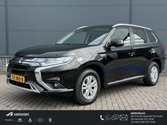 Mitsubishi Outlander - 2.4 PHEV Pure Plug in / Afneembare trekhaak / Navigatie via Apple carplay-Android auto / A