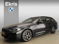 BMW 5-serie Touring - 530e XDrive / Hybride / M-sportpakket / Laserlicht / Leder / HUD / Trekhaak / DAB / Harman