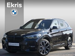 BMW X1 - xDrive25e Aut. High Executive M Sportpakket / Panoramadak / Head-up Display / 19" LMV / HI