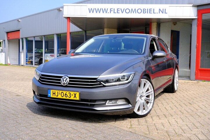 Lotsbestemming tegenkomen Rijk Volkswagen Passat - 2015 te koop aangeboden. Bekijk 22 Volkswagen Passat  occasions uit 2015 op AutoWereld.nl