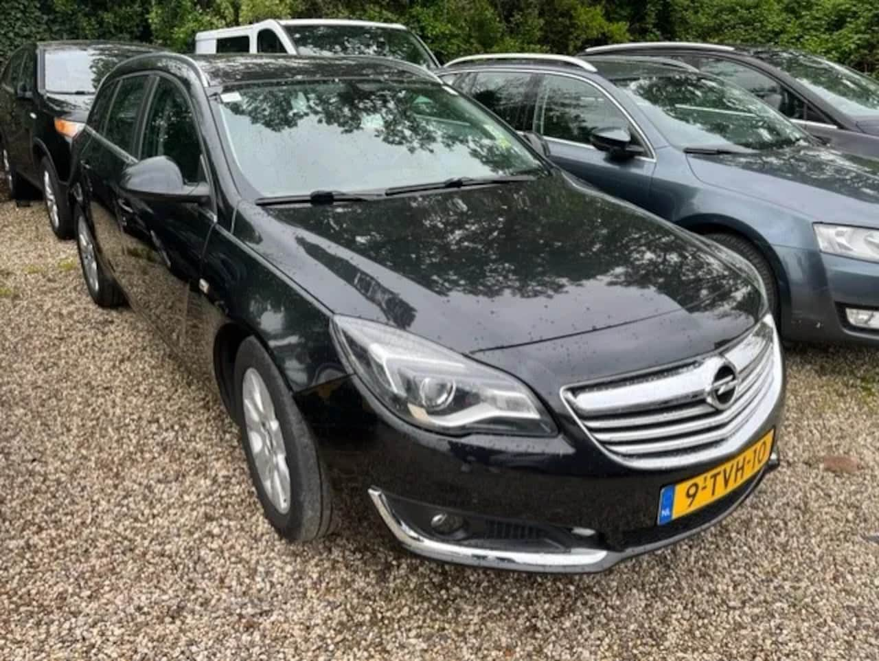 Opel Insignia Sports Tourer - 2.0 CDTI Business 2.0 CDTI 120pk Business+ - AutoWereld.nl