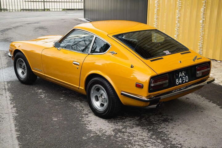 datsun-240z-1st-gen.jpg