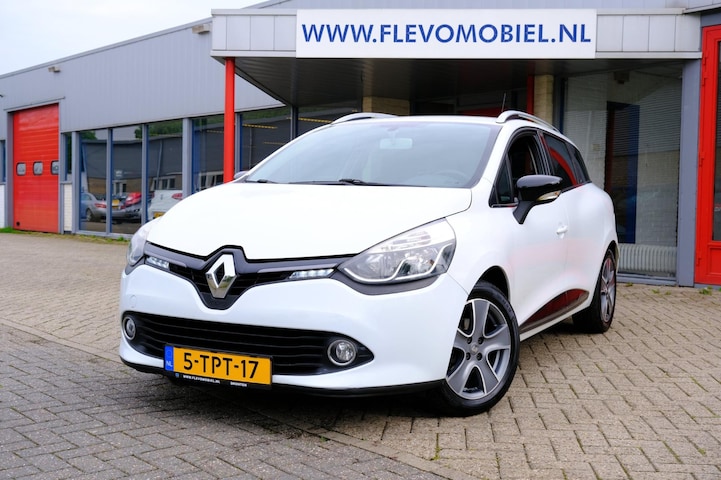 Renault Estate Night&Day, kopen op AutoWereld.nl