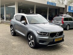 Volvo XC40 - T4 AWD Keyless pano Harman Kardon On call