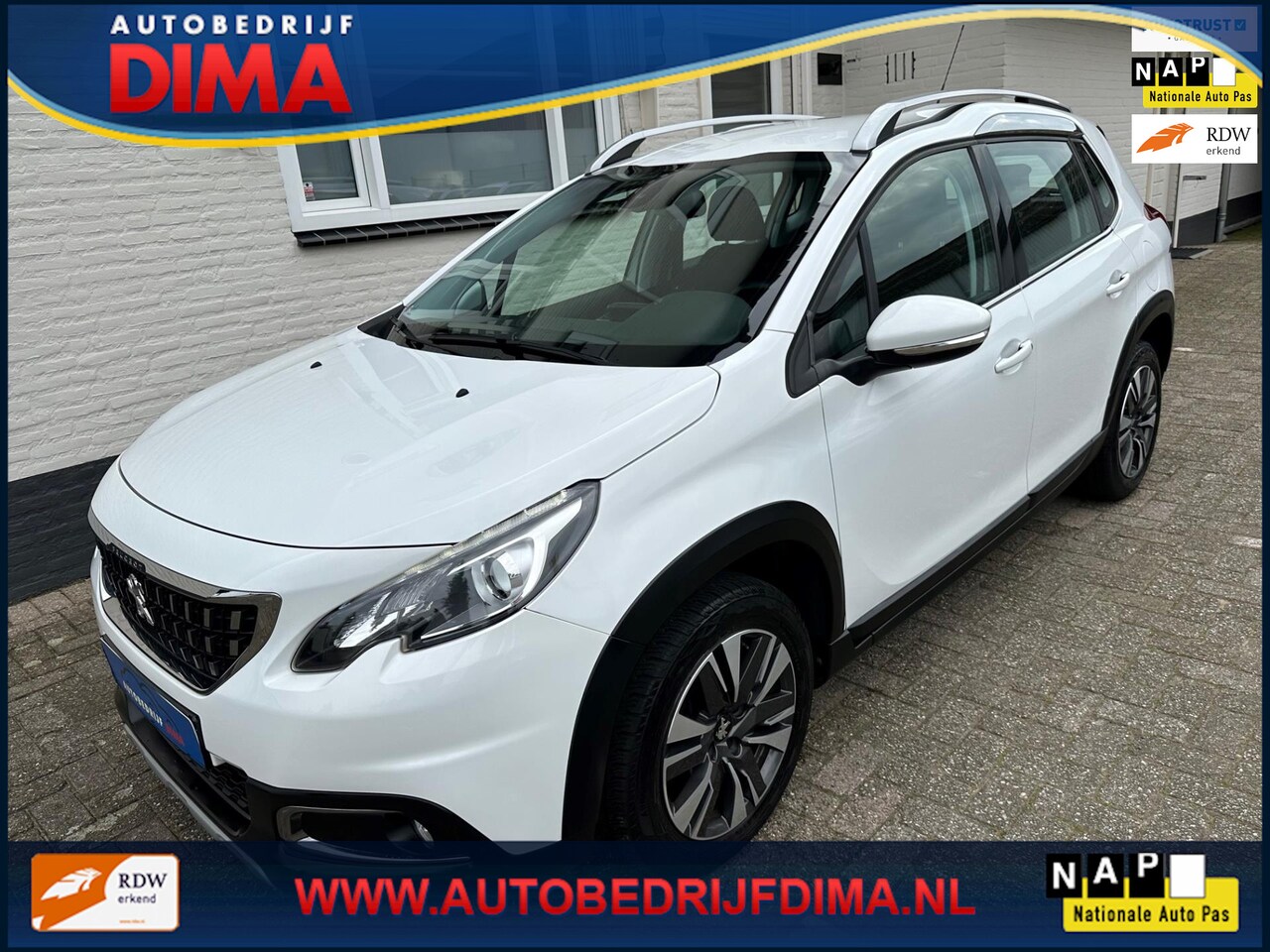 Peugeot 2008 - 1.2 PureTech Allure/ Navi/ ECC/ Cruise Control/ Stoelverwarming/ PDC - AutoWereld.nl