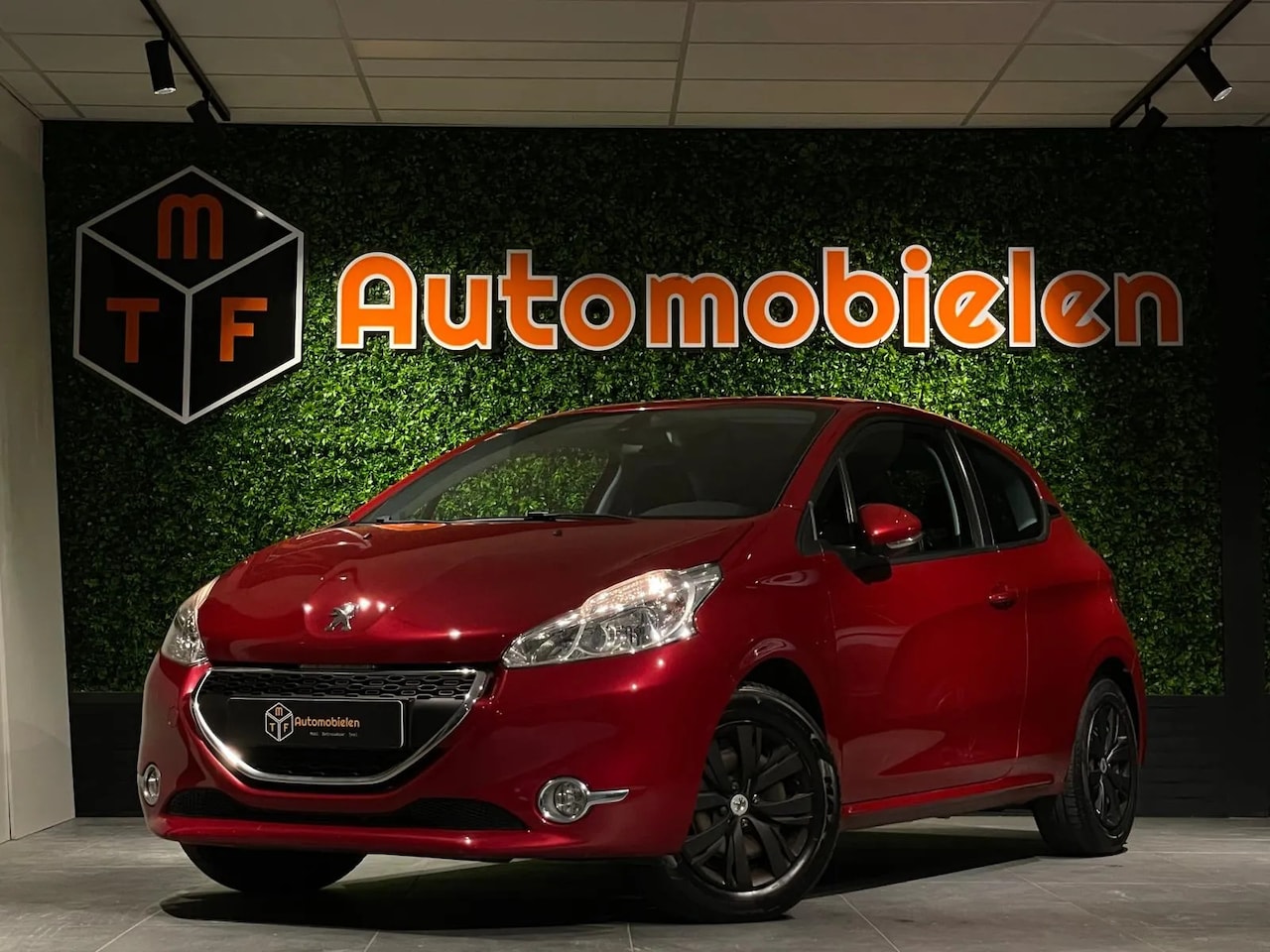 Peugeot 208 - Allure 1.2 PureTech 82 - AutoWereld.nl