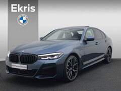 BMW 5-serie - Sedan 530e High Executive M Sportpakket / Schuifdak / Harman Kardon / Head-Up Display / Ac