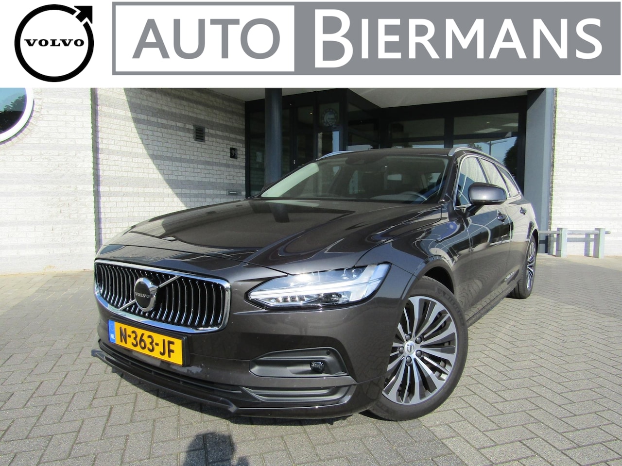 Volvo V90 - B4 Mild Hybrid Business Pro | 21" velgen | Premium Audio | Climate pakket | Inclusief gara - AutoWereld.nl