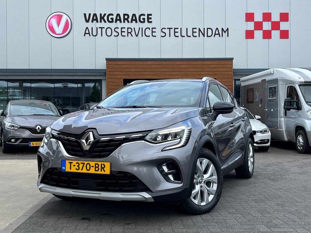 Renault Captur - 1.3 TCe Intens|Rijklaarprijs|Camera|Carplay|PDC V+A|Navi|Full LED - AutoWereld.nl