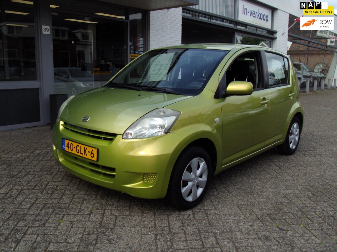 Daihatsu Sirion 2 - 1.0-12V Premium 1.0-12V Premium - AutoWereld.nl