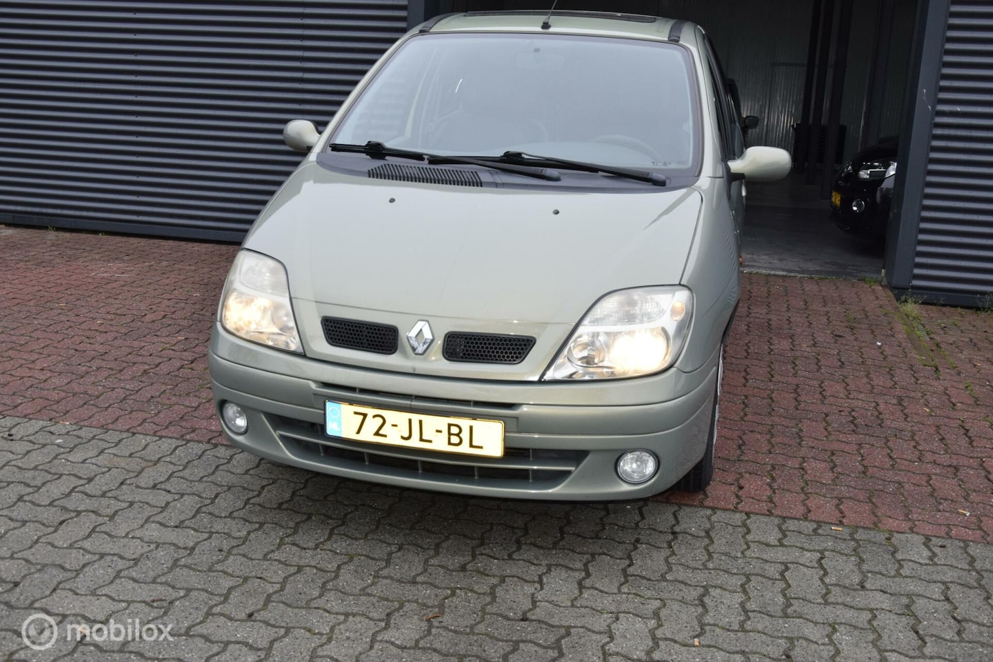 Renault Scénic - 1.6-16V Air 1.6-16V Air - AutoWereld.nl