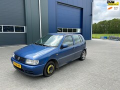 Volkswagen Polo - 1.4 Rijdt goed