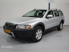 Volvo XC70 - 2.5 T Momentum AUTOMAAT / YOUNGTIMER