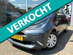 Toyota Aygo - 1.0 VVT-i x-fun/1Ste Eig/Airco/Cruise Controle/Nederlandse Auto/Led