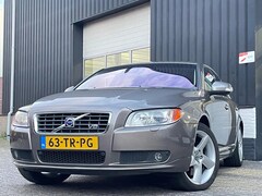 Volvo S80 - V8 AWD Summum